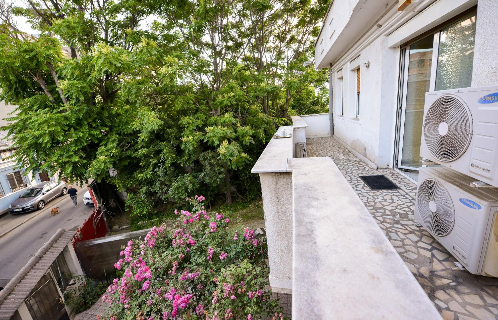 Bucharest City Center Suites Exterior photo